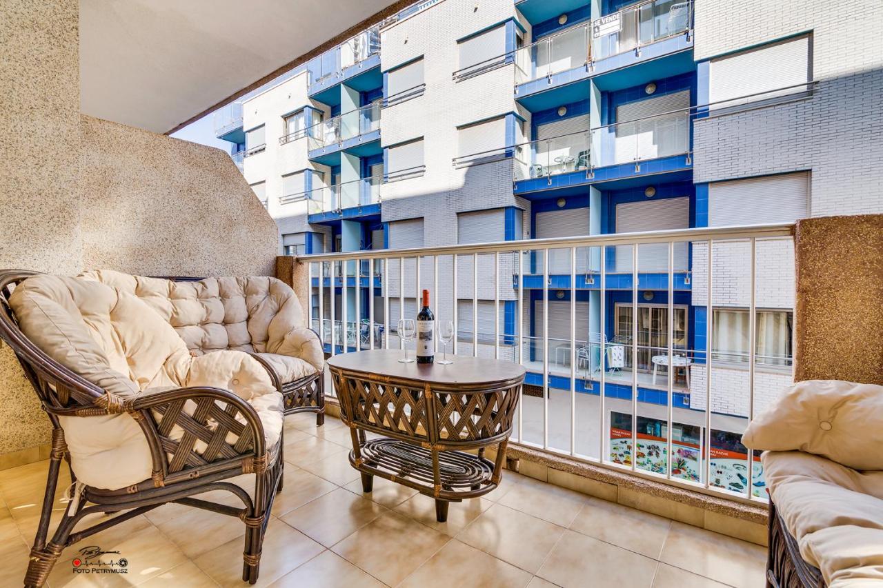 Mar Baltico Holiday Apartment Torrevieja Exterior photo